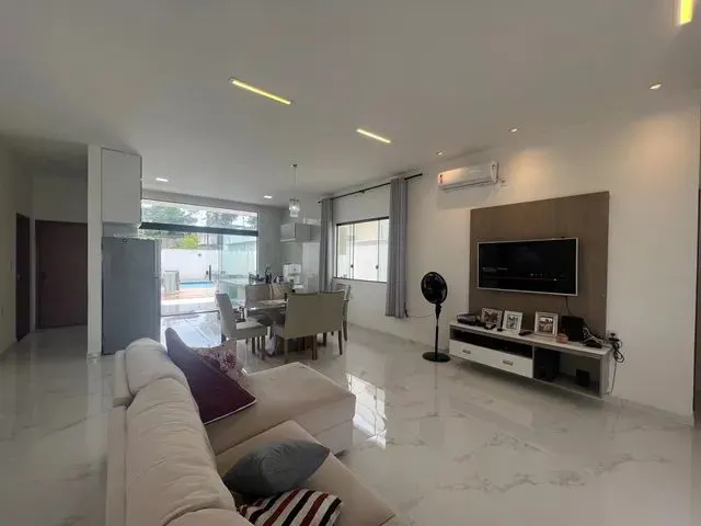 Imagem 4: Casa 03 Suites/ Piscina e Comodo Oara Escritorio