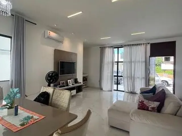 Imagem 11: Casa 03 Suites/ Piscina e Comodo Oara Escritorio