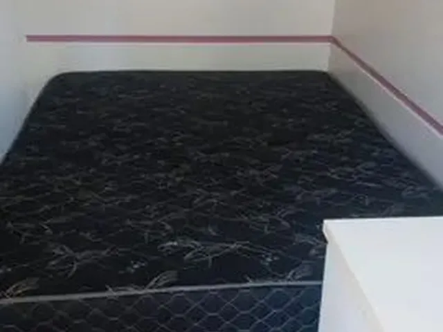 Imagem 2: Quarto em Ap Ao Lado do Terminal Pinheirinho