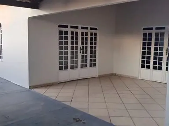 Imagem 2: Casa com 4 Quartos