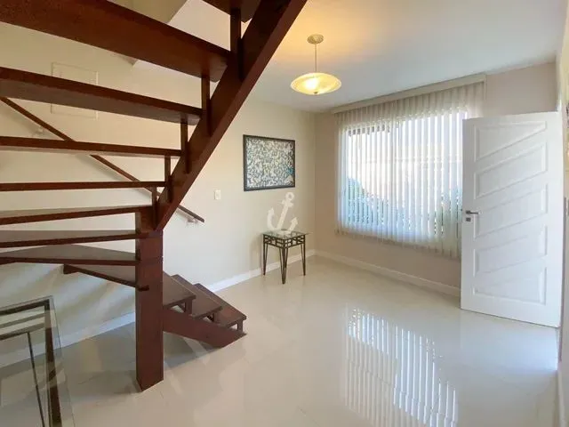 Imagem 7: Florianópolis - Casa Padrão - Carianos