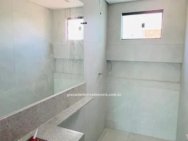 Imagem 2: Casa Moderna com 4 Quartos, Sistema Smart - em Condomínio Ref.gm-0023