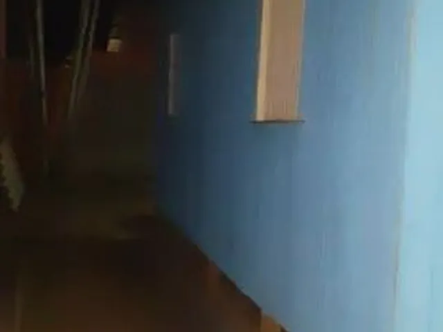 Imagem: A casa possui 2 Dormitórios e está localizado em Vila