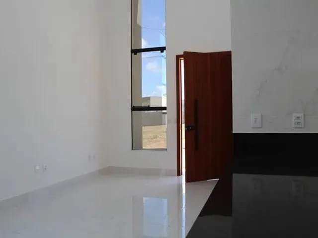 Imagem 8: Laise.pnimoveis Mostra Duplex com Acabamento