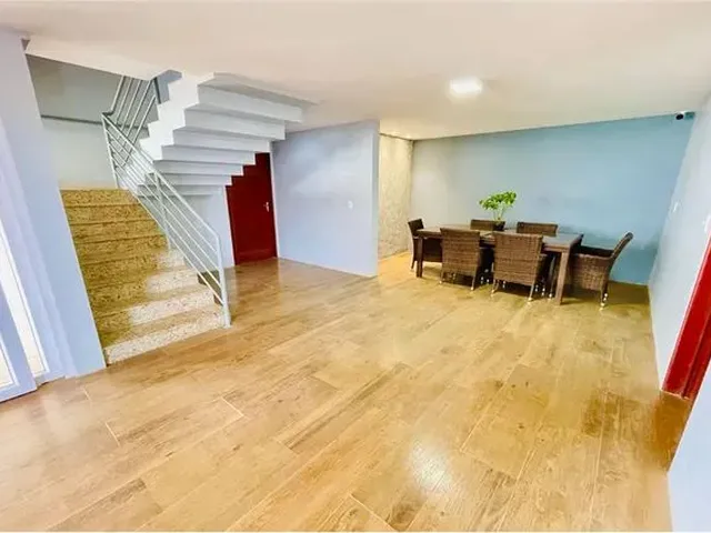 Imagem 6: Casa Super Espaçosa, em Região Tranquila com 4 Suítes