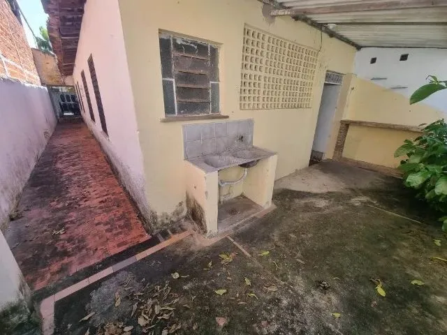 Imagem 5: Casa Plana com Excelente Localização, Próx. do Hemoce, Av. José Bastos e Shopping