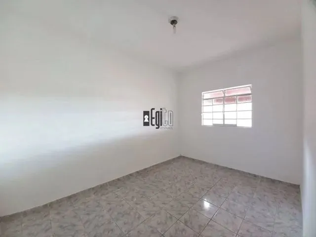 Imagem 6: Casa Linear e Totalmente Individual À Venda com Quintal Enorme e Varanda Gourmet !!