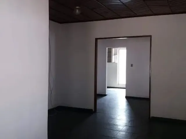 Imagem 9: Salão Comercial e Casa nos Fundos