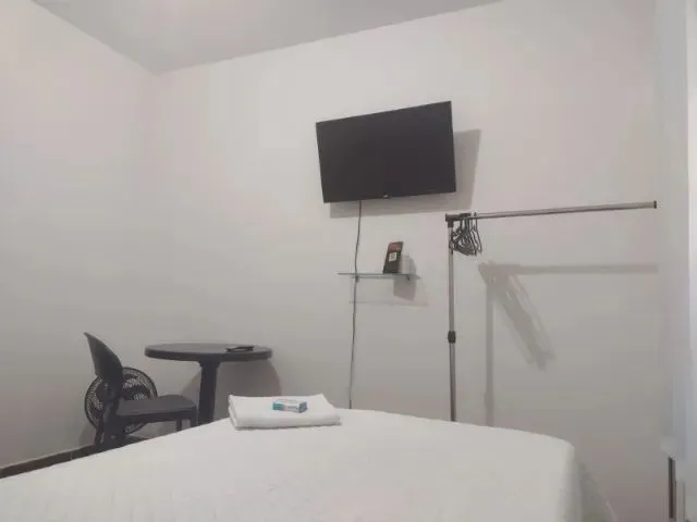 Imagem 7: Quarto Mobiliado Próximo as Empresas Granja dos Cavaleiros