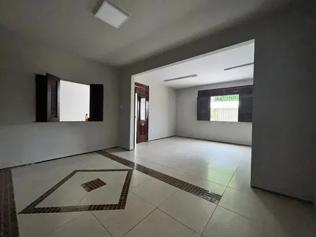 Imagem 11: Casa no Sao Francisco Quatro Quartos