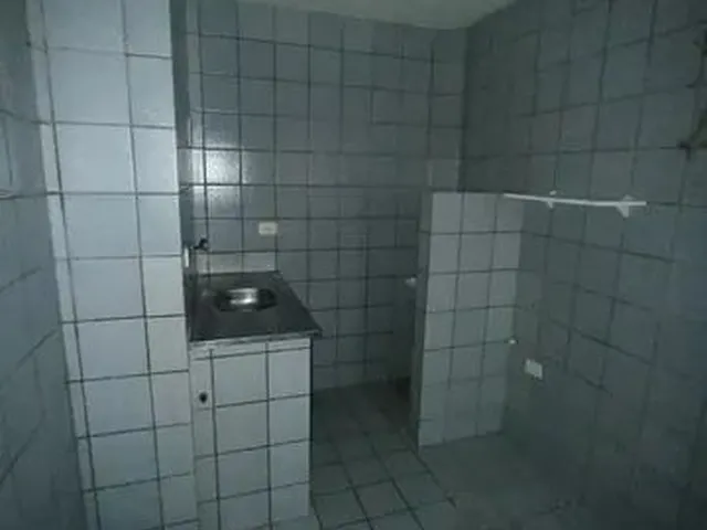 Imagem 4: Vendo e Alugo san Martin 2Quartos Varanda Sala Coz A. Serviço, Wc Social, 1Vaga De