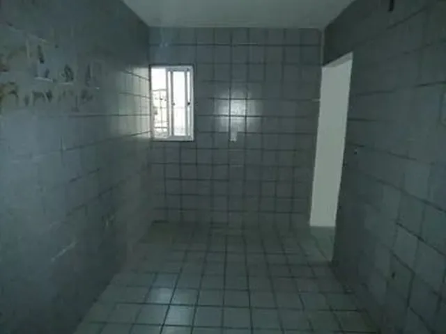 Imagem 3: Vendo e Alugo san Martin 2Quartos Varanda Sala Coz A. Serviço, Wc Social, 1Vaga De