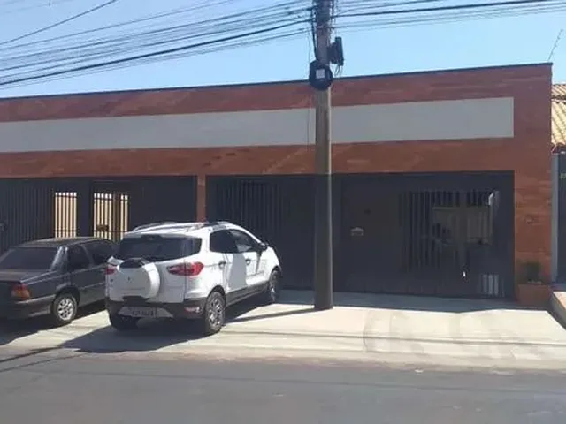 Imagem: A kitnet possui 1 Dormitório, 1 Banheiro, 1 Vaga na