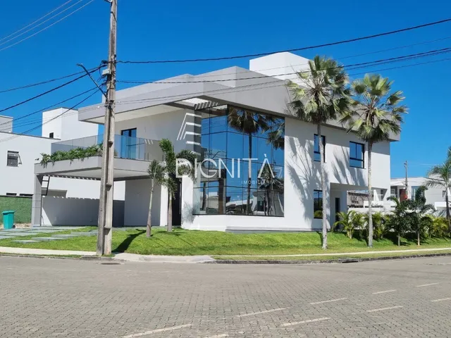 Imagem: Dúplex de esquina à venda em Alphaville