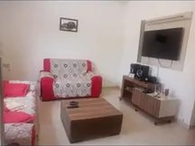 Imagem: A casa possui 2 Dormitórios, 1 Banheiro, 1 Vaga na