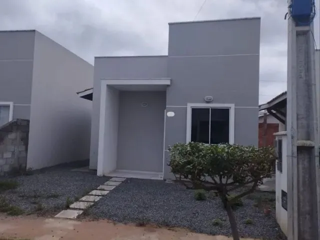 Imagem: Casa 2/4 em Condomínio Fechado, no Parque