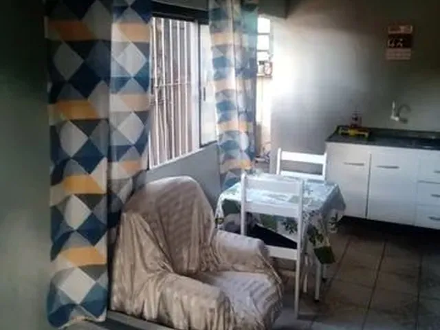 Imagem 2: Alugo Kitnet Quarto com acomodam 2 pessoas
