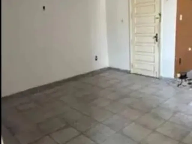 Imagem 2: Alugo Ampla Casa com 5 Quartos, Quintal, Próx. À Vários Pontos Turísticos