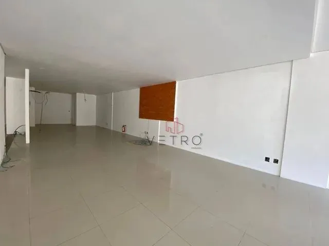 Imagem 8: Sala Comercial no Centro de Gramado!