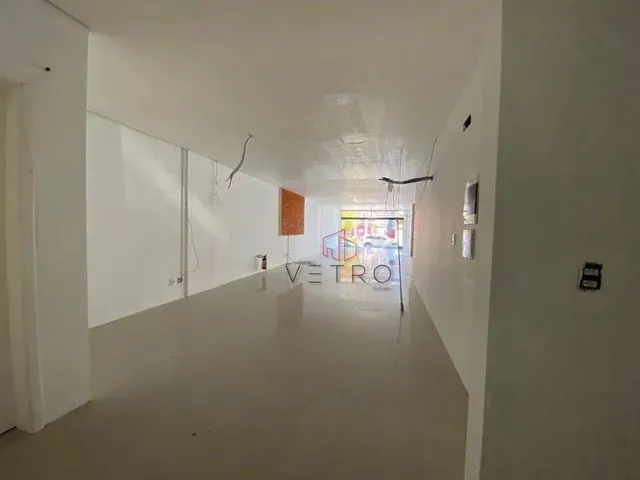 Imagem 2: Sala Comercial no Centro de Gramado!
