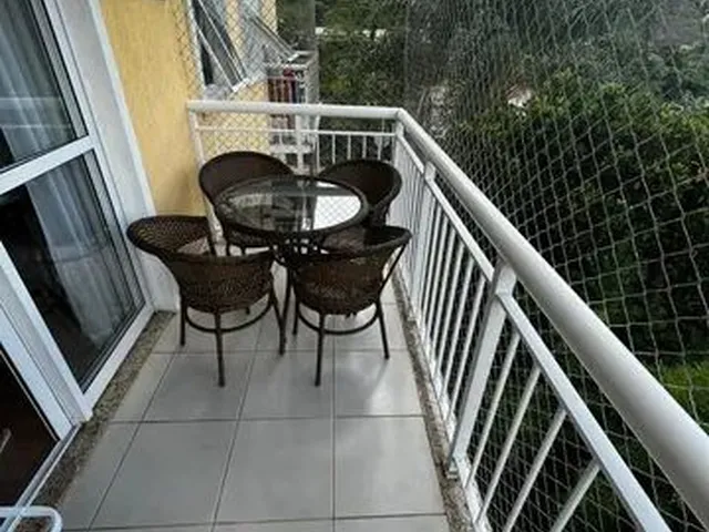 Imagem: O apartamento possui 2 Dormitórios, 1 Banheiro, 1 Vaga na
