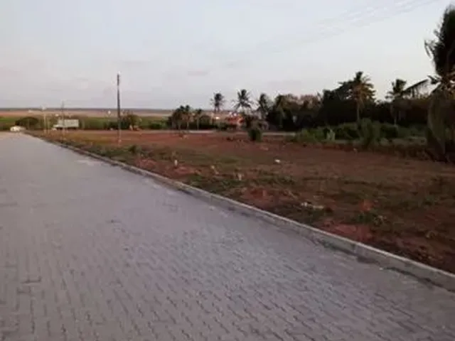 Imagem 3: Loteamento na Paraipaba a 2 Minuto do Centro e a Caminho da Praia de Lagoinha. de Imediato