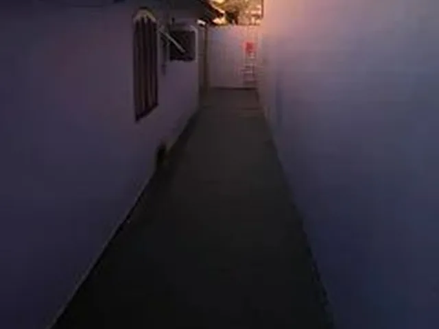 Imagem: A casa possui 3 Dormitórios, 3 Banheiros, 1 Vaga na