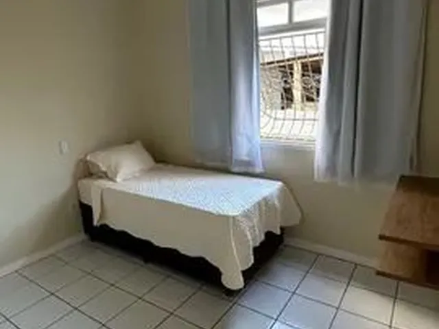 Imagem: Alugo Quarto