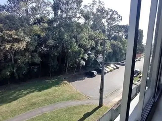 Imagem 1: Apartamento com 2 Quartos e 1 Banheiro no Cajuru