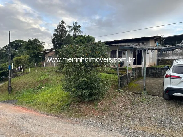 Imagem 2: Terreno de esquina no Petrópolis - excelente localização próximo ao Colégio Osvaldo