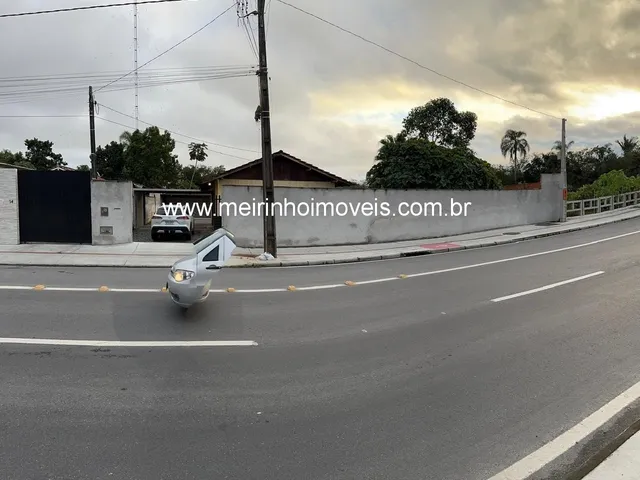 Imagem 2: Terreno Comercial à Venda em Guanabara, Joinville - 715m², Excelente Localização