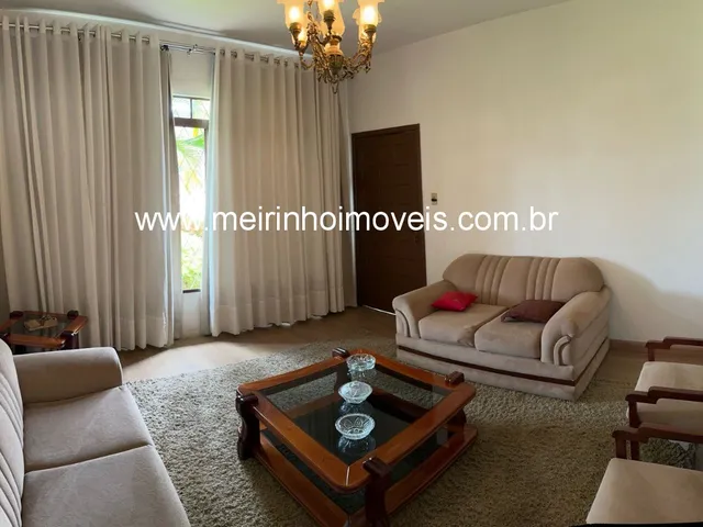 Imagem 6: Casa mobiliada para venda em Joinville - 3 dormitórios, garagem e amplo jardim