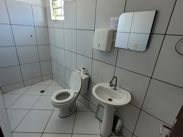 Imagem 10: Sala Comercial Espaçosa em Joinville por R$ 2.300,00 - Meirinho Imóveis