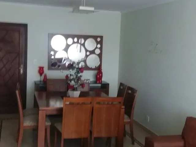 Imagem 1: Lindo apartamento com 140m², com uma vagas de garagem, 3 dormitórios amplos com