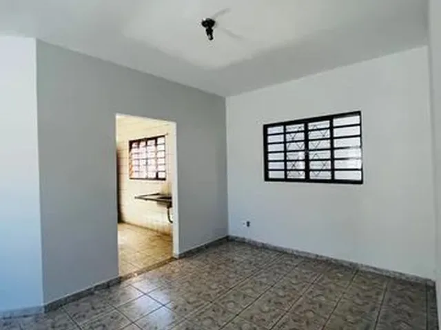 Imagem 14: Casa para Aluguel Tem 280 Metros Quadrados com 3 Quartos em Alvorada - Anápolis - Go