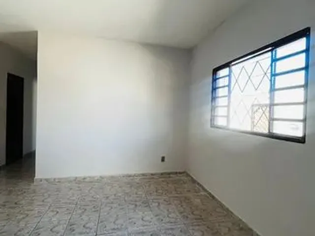 Imagem 15: Casa para Aluguel Tem 280 Metros Quadrados com 3 Quartos em Alvorada - Anápolis - Go