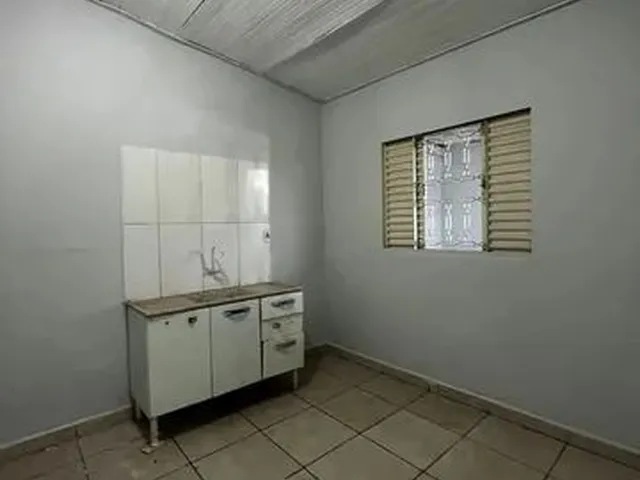 Imagem 9: Casa para Aluguel Possui 51 Metros Quadrados com 2 Quartos em Centro - Anápolis - Go