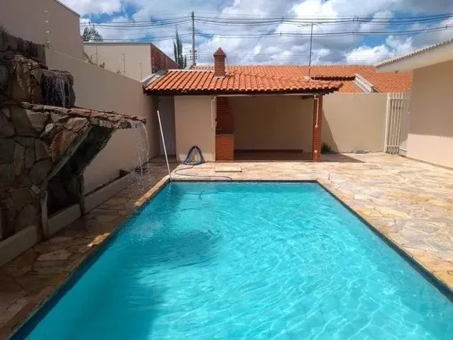 Imagem: Casa para Aluguel com 300 Metros Quadrados