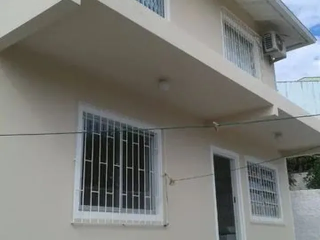 Imagem: Quarto Mobiliado em Casa de 2 Pavimento