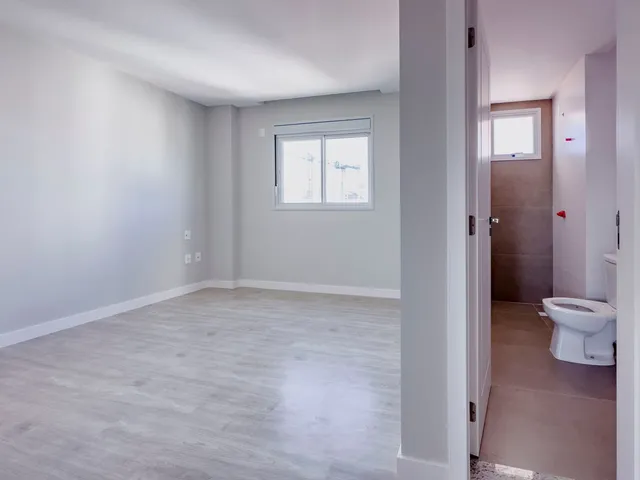 Imagem 15: Apartamento Pronto em Balneário Camboriú/Sc com 136M² Área Privativa Sendo 3 Suítes, 3 Vagas de Garagem, Lazer Completo