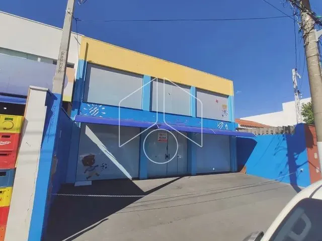 Imagem: O depósito possui 3 Dormitórios, 1 Suíte, 2 Vagas na