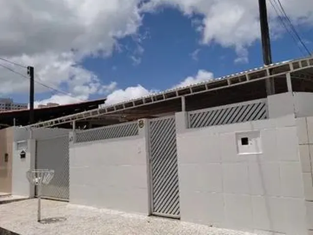 Imagem: Linda Casa nos Bancários, com 03 Quartos