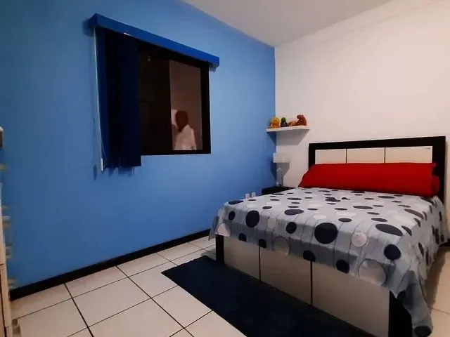 Imagem 6: Casa para Venda Possui 140 Metros Quadrados com 3 Quartos em Centro - Marituba