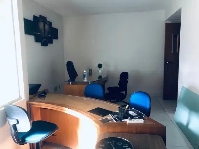 Imagem 5: Sala Mobiliada Galpão / depósito com 3 vagas na garagem