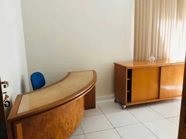 Imagem 10: Sala Mobiliada Galpão / depósito com 3 vagas na garagem