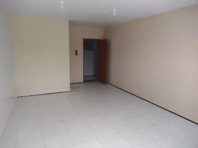 Imagem 1: Ótima Sala Comercial na Ce 060 para Alugar