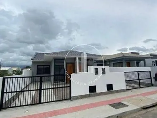 Imagem: Casa com 2 Dormitórios À Venda, 50 M²