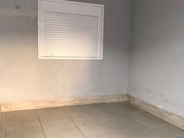 Imagem 3: Casa de R$120.000,00 por R$80.000,00! Direto com o Proprietário! Estudamos Propostas!