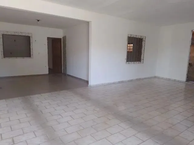 Imagem 7: Alugo Casa no Parque Piauí 4 Quartos 2 Banheiros