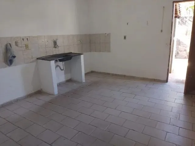 Imagem 6: Alugo Casa no Parque Piauí 4 Quartos 2 Banheiros